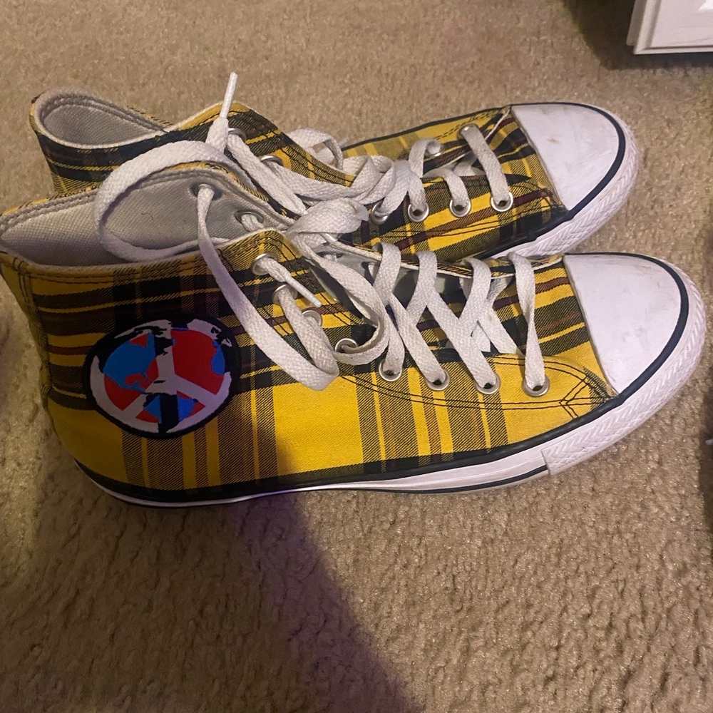 Converse rare find 10 women